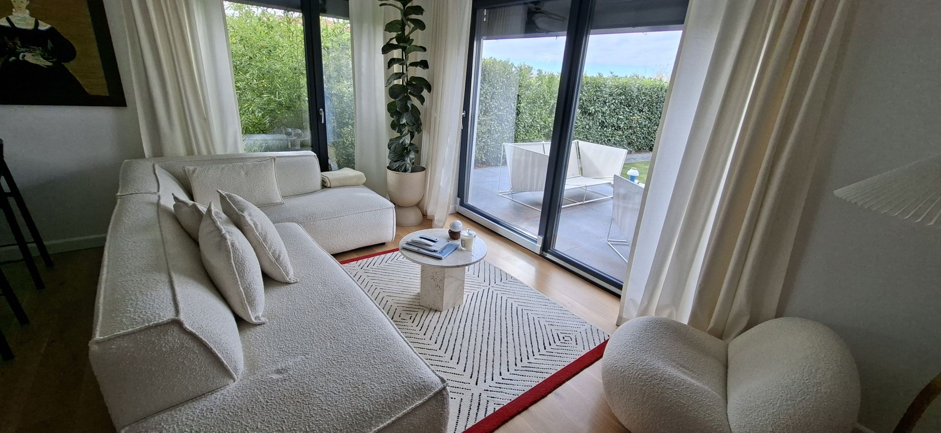 Casa mobilata si utilata cu teren de 432mp - Poză 3