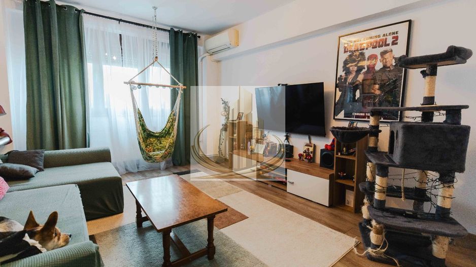 Apartament 4 camere Central 100mp 245000 euro - Poză 1