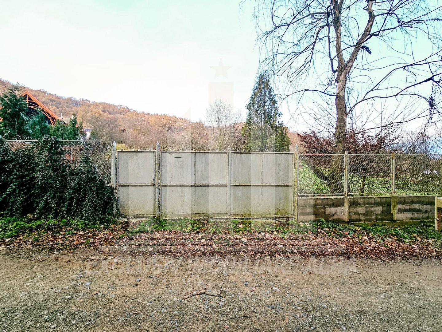 Teren intravilan intre Alba - Micesti, partea stanga - Poză 4