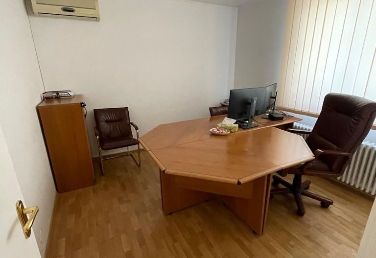DE INCHIRIAT | APARTAMENT 2 CAMERE | VICTORIEI - Poză 7