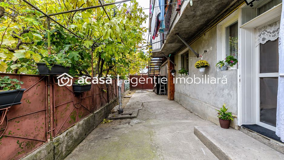 Locuință pentru familie mare apartament la casă, cu teren, Bujac. - Poză 4