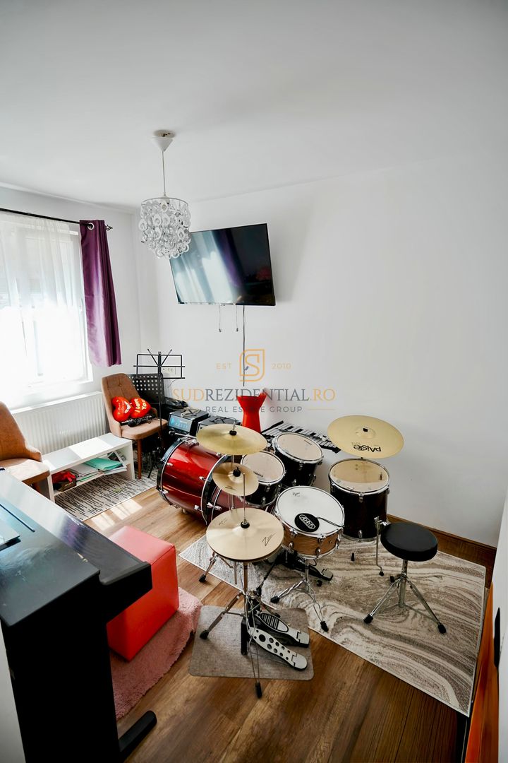 Casă Modernă individuala, 5 camere, P+1E+Pod - Comuna Berceni - Poză 12