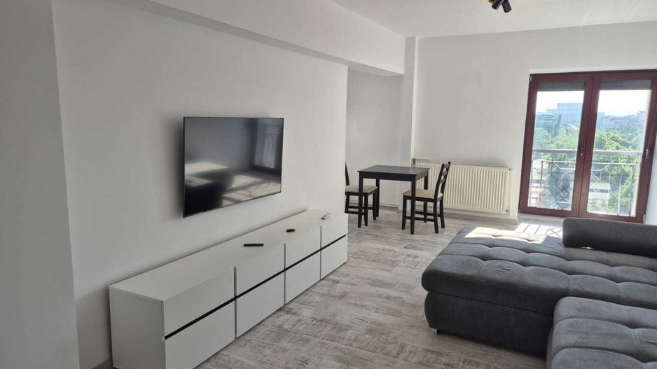 Apartament 2 camere, centrală proprie, modern, vedere spectaculoasă - Poză 1