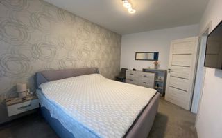 Casa tip duplex , pivnita, carport in Selimbar zona Brana - Poză 7