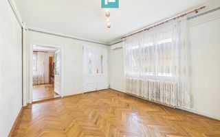 Casă cu 4 camere în Bujac - Poză 5