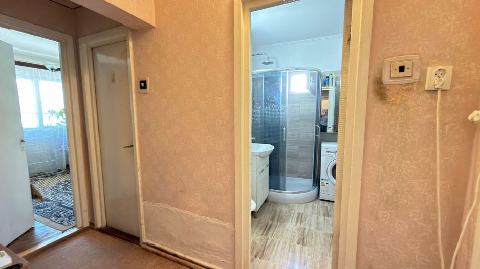 Apartament Ultracentral 3 camere Etaj I -Str. Mihai Viteazul 1- Carei - Poză 12