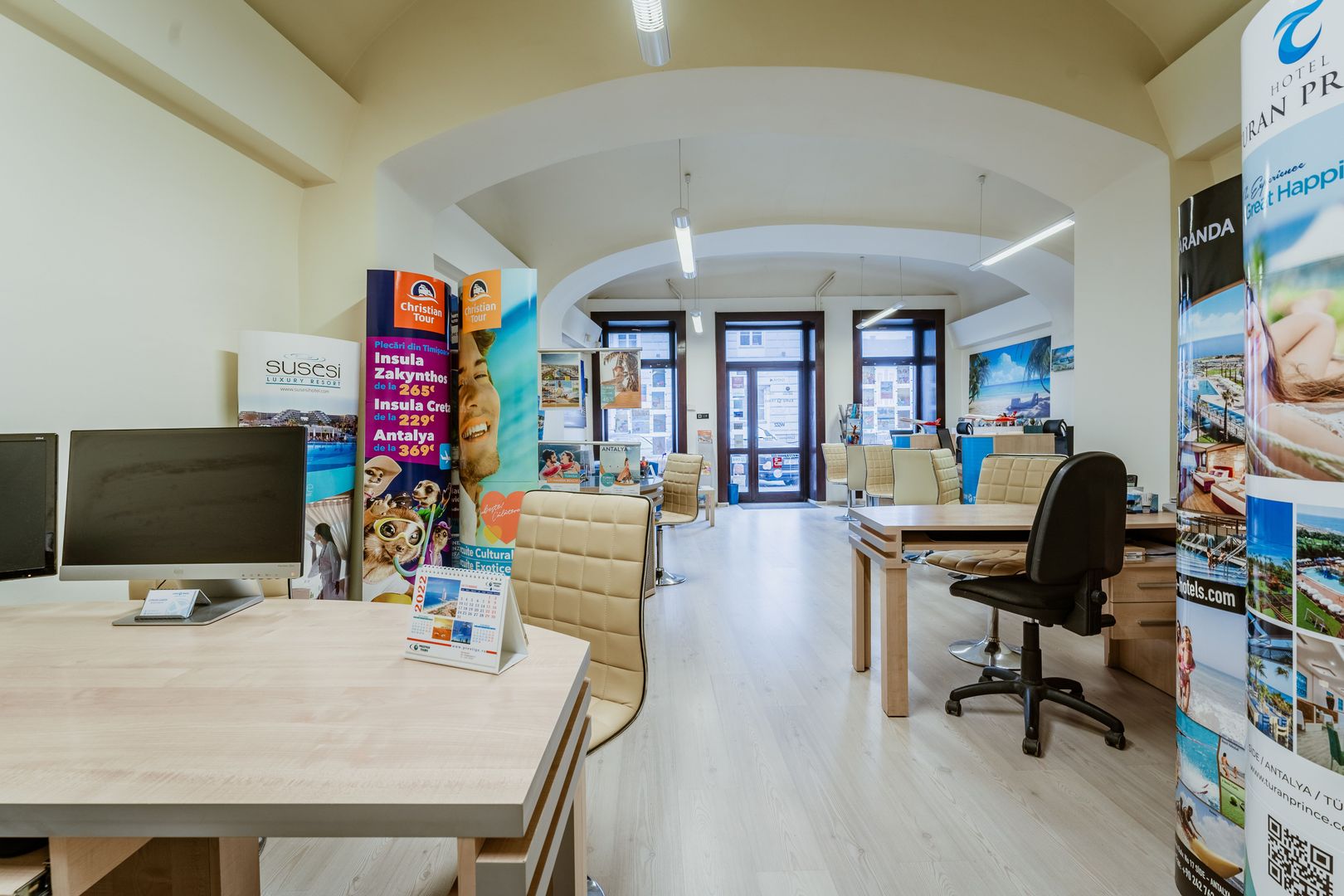 Spațiu comercial pe Bulevardul Revoluției - Poză 4