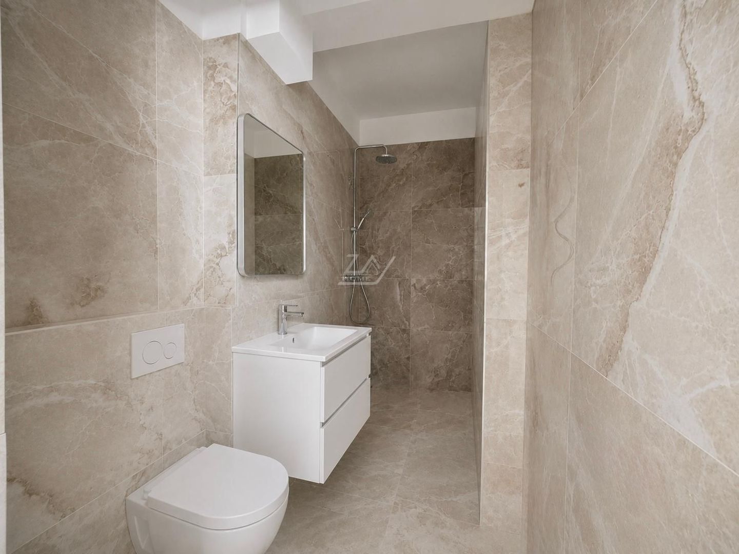 Bloc nou. Apartament cu 3 camere spations. 2 Bai. Etaj 1 - Poză 8