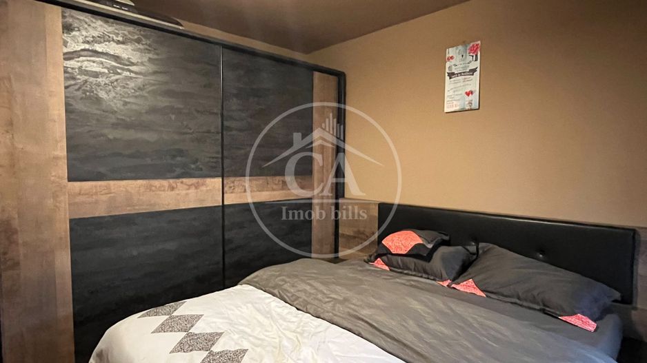 Apartament de închiriat cu 3 camere în zona ultracentrală, Oradea - Poză 2