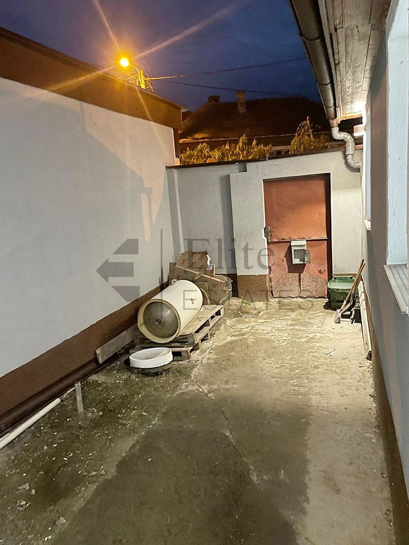 Casa de vanzare in zona Cantemir - Poză 11