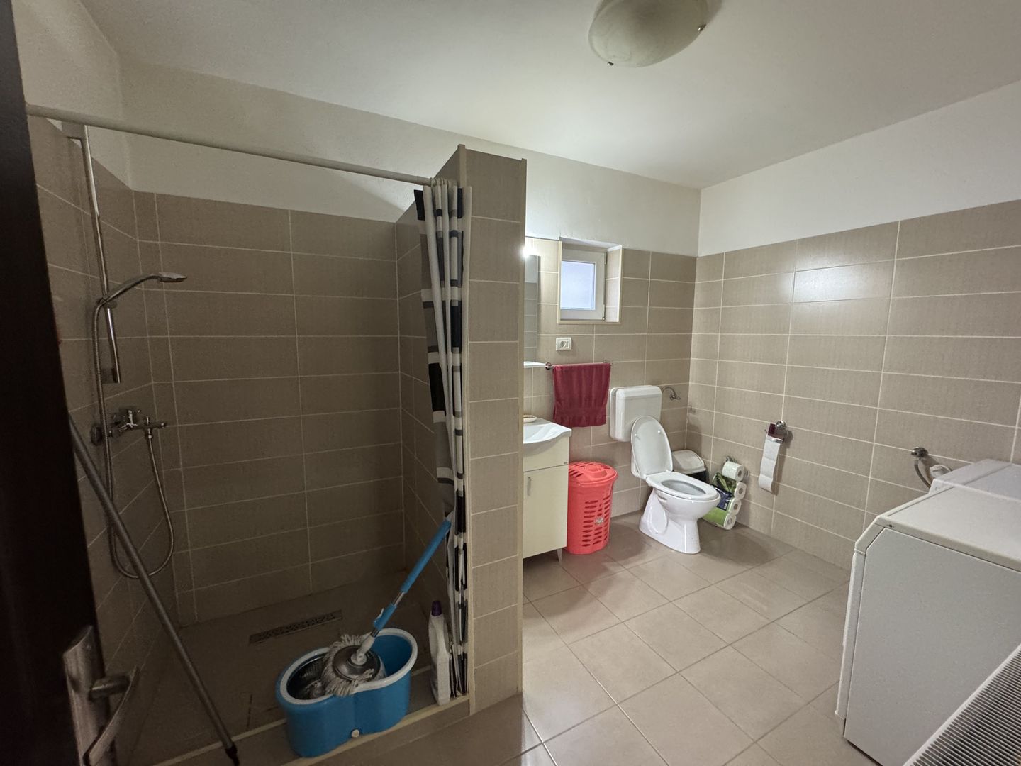 Casa Individuala Sanmihaiu Roman,P+M,4 Camere,2 Bai,Panouri Solare,Carport Auto - Poză 10