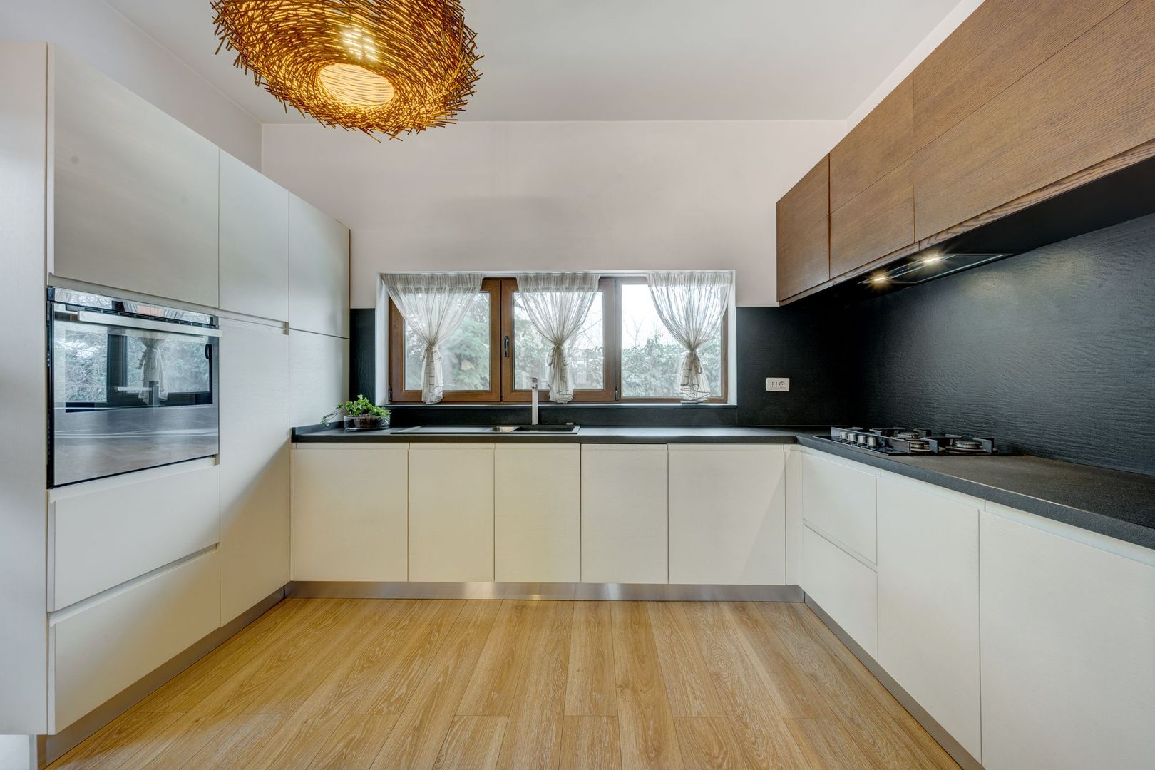 Vila de vanzare in Otopeni-central, zona linistita-Comision 0% - Poză 39