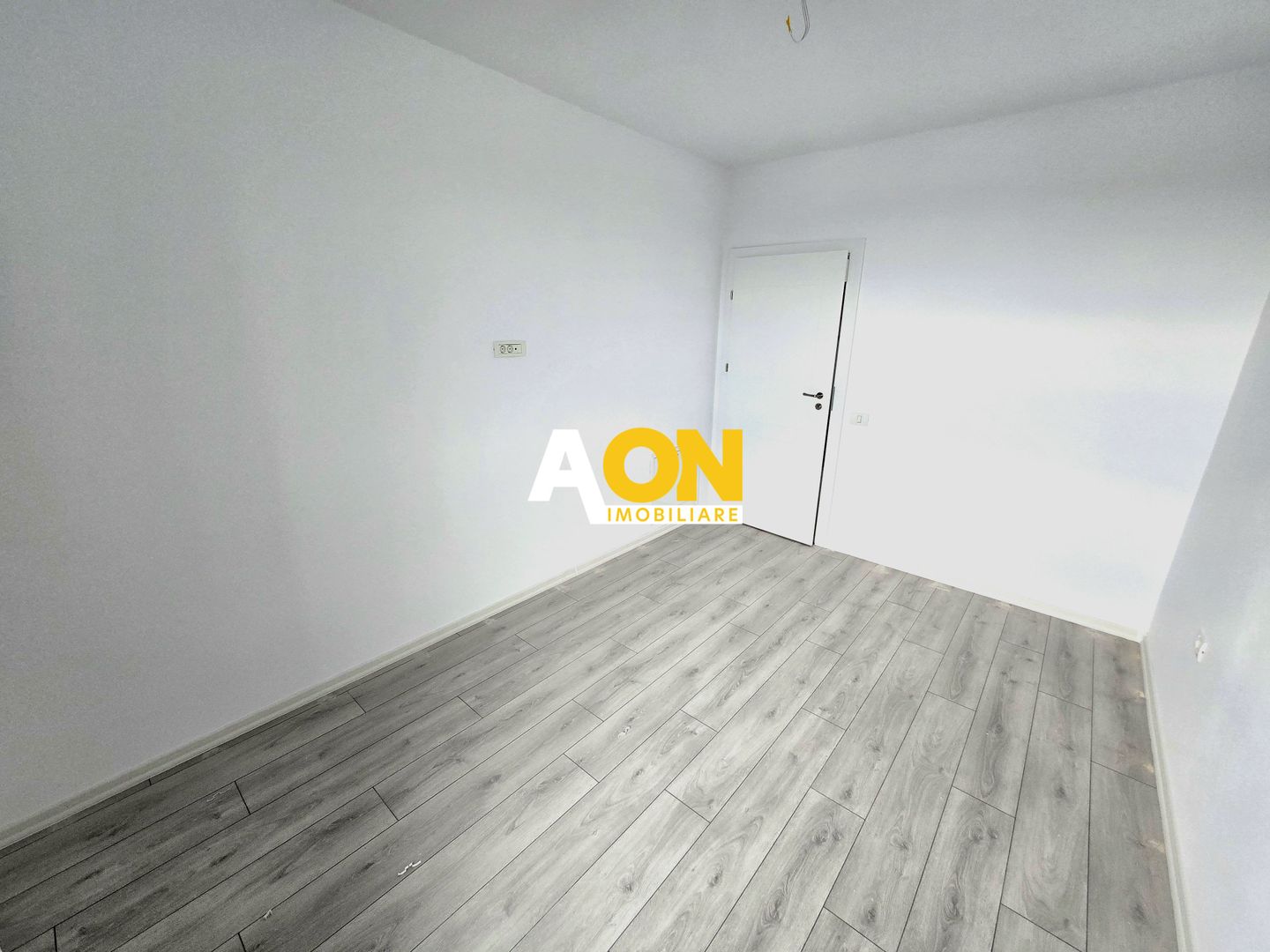 Apartament cu 2 Camere, 43MP, Bloc Nou, Ultrafinisat, Zona Centru - Poză 5