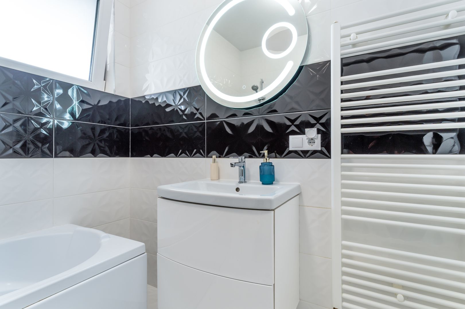 Apartament 2 camere, 55 mp + 2 balcoane, parcare, Aurel Gurghianu - Poză 10