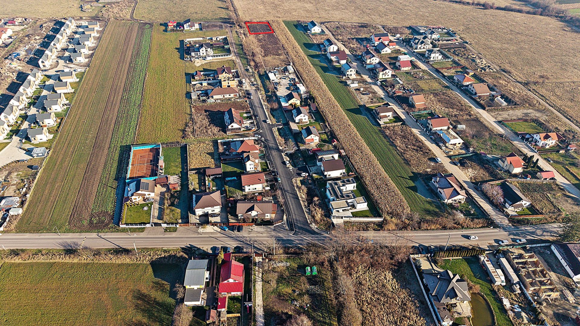 Brasov, cartier Stupini, zona de case noi, 608mp, pret 58000 euro. - Poză 1