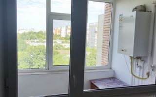 Garsonieră de închiriat, Tătărași - Flora, în stație, centrală proprie, mobilată și utilată complet - Poză 5