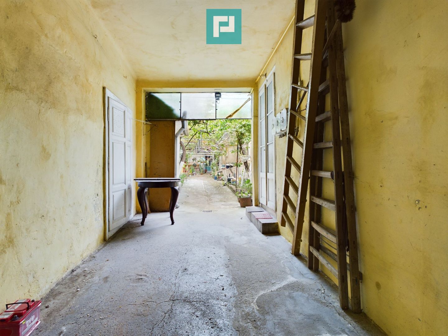 Apartament cu 3 camere ultracentral - Poză 6