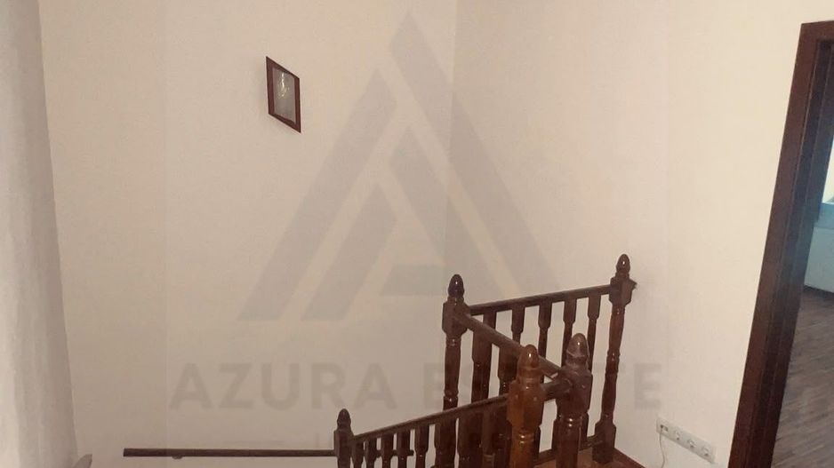 Casă cu 4 camere, curte proprie și 2 balcoane – Șelimbăr - Poză 18