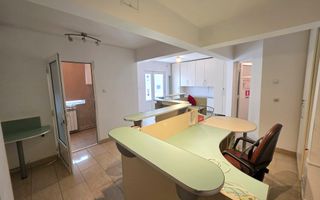 Spatiu de birouri de vanzare Cetate, 50 mp, zona Stadion - Parter - Poză 3