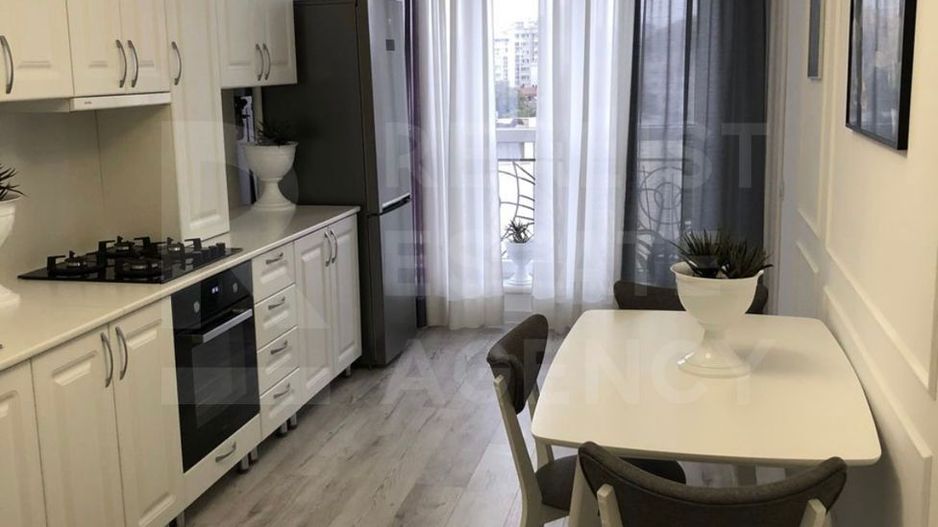 Chirie, apartament, 3 camere, str. Grigore Ureche, Centru - Poză 3