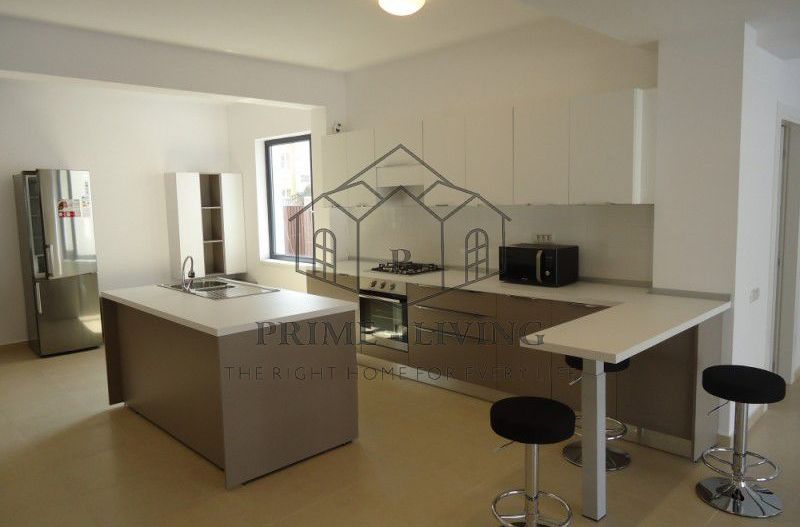 VILA CU 5 DORMITOARE SI PISCINA PRIVATA LA INCHIRIERE IN IANCU NICOLAE - Poză 2