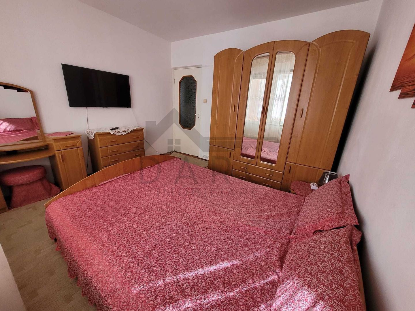 Vand apartament cu 2 camere, etaj 1 pe Bulevardul Pandurilor - Poză 4