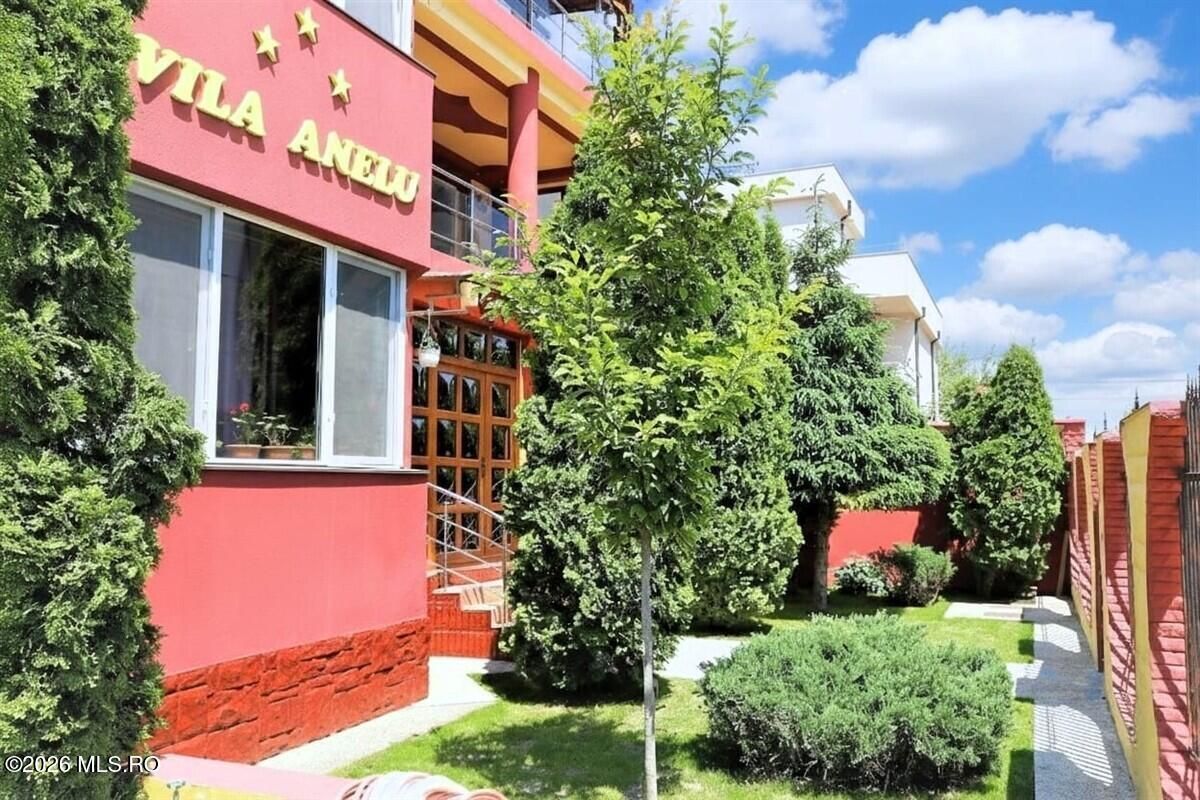 Mamaia Nord - Langa Mare, pensiune la cheie, 11 camere, 9 bai! - Poză 91