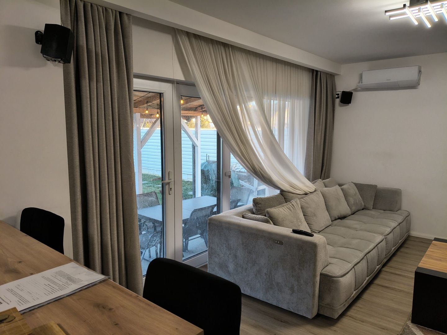 vila hi-tech-smart,mob-util total,5cam,3bai,2parcari,teren456mp - Poză 13