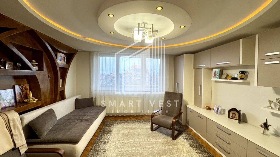 Inchiriere apartament 3 camere | Etaj 2 | Zona Closca - Poză 1