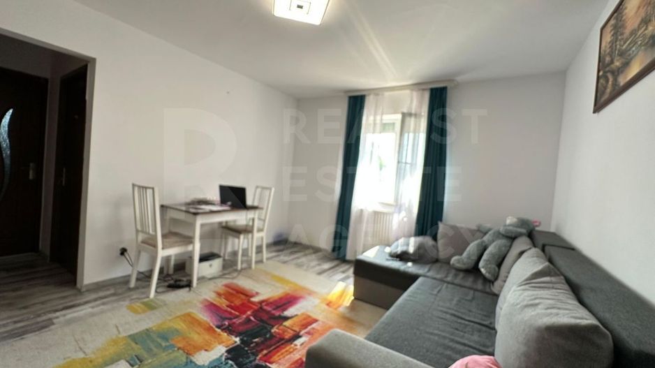 Vânzare, apartament 2 camere - Universitatea Politehnica, București - Poză 1