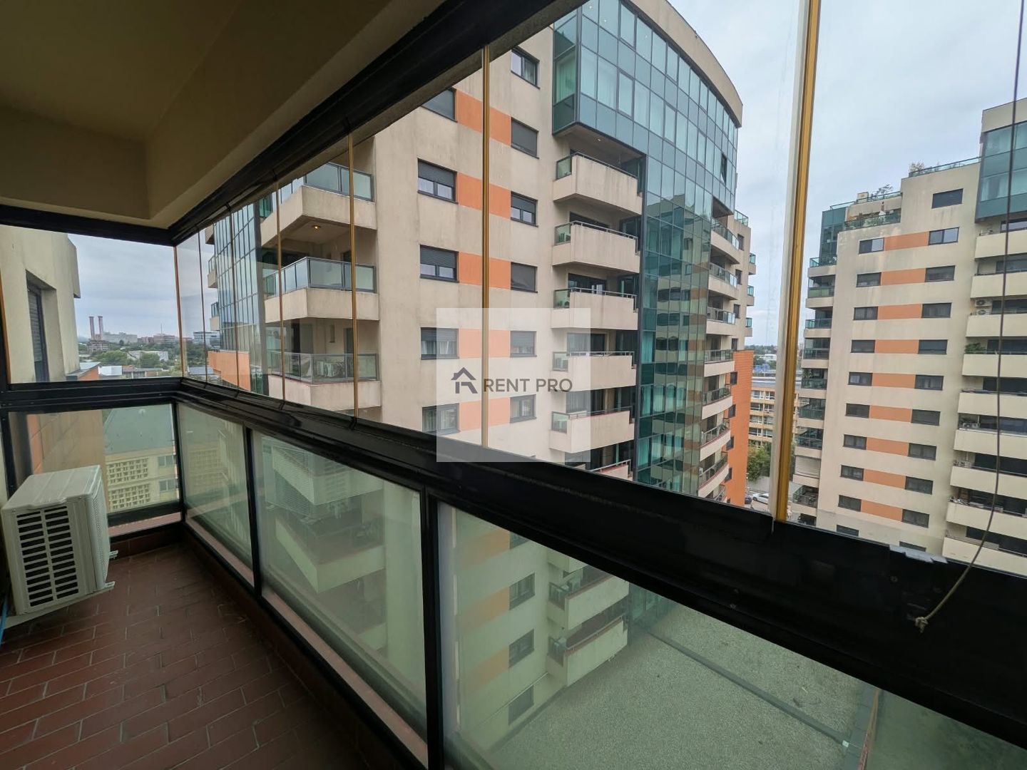 Apartament premium cu 3 camere de închiriat | 120 mp | Terasă | - Poză 21