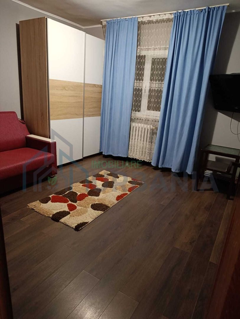 Camera apartament disponibila, zona Nicolina (Frumoasa) - Poză 1