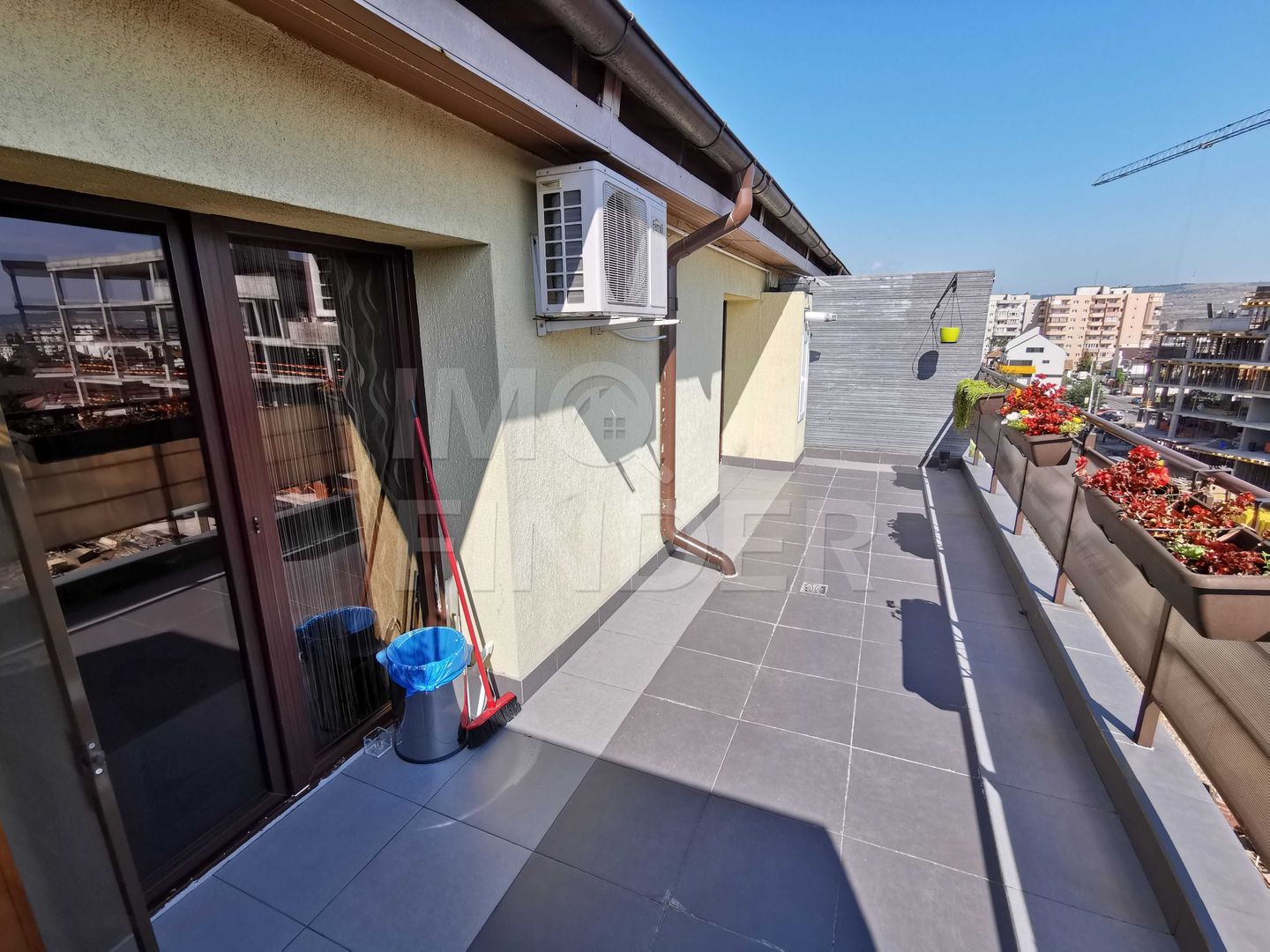 Apartament cu parcare FSEGA Iulius Mall - Poză 4