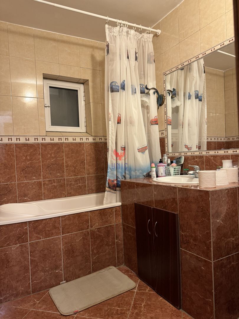 Apartament  3 camere decomandate - Poză 6