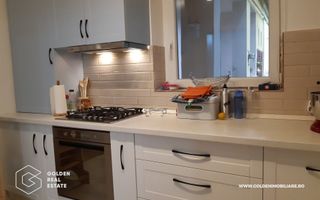 Casa mare, cu 4 apartamente a cate 1, 2, 3 și 4 camere fiecare - Poză 29