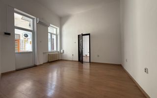 40 MP | PIATA MIHAI VITEAZU | LOCUINTA / SPATIU BIROU - Poză 1