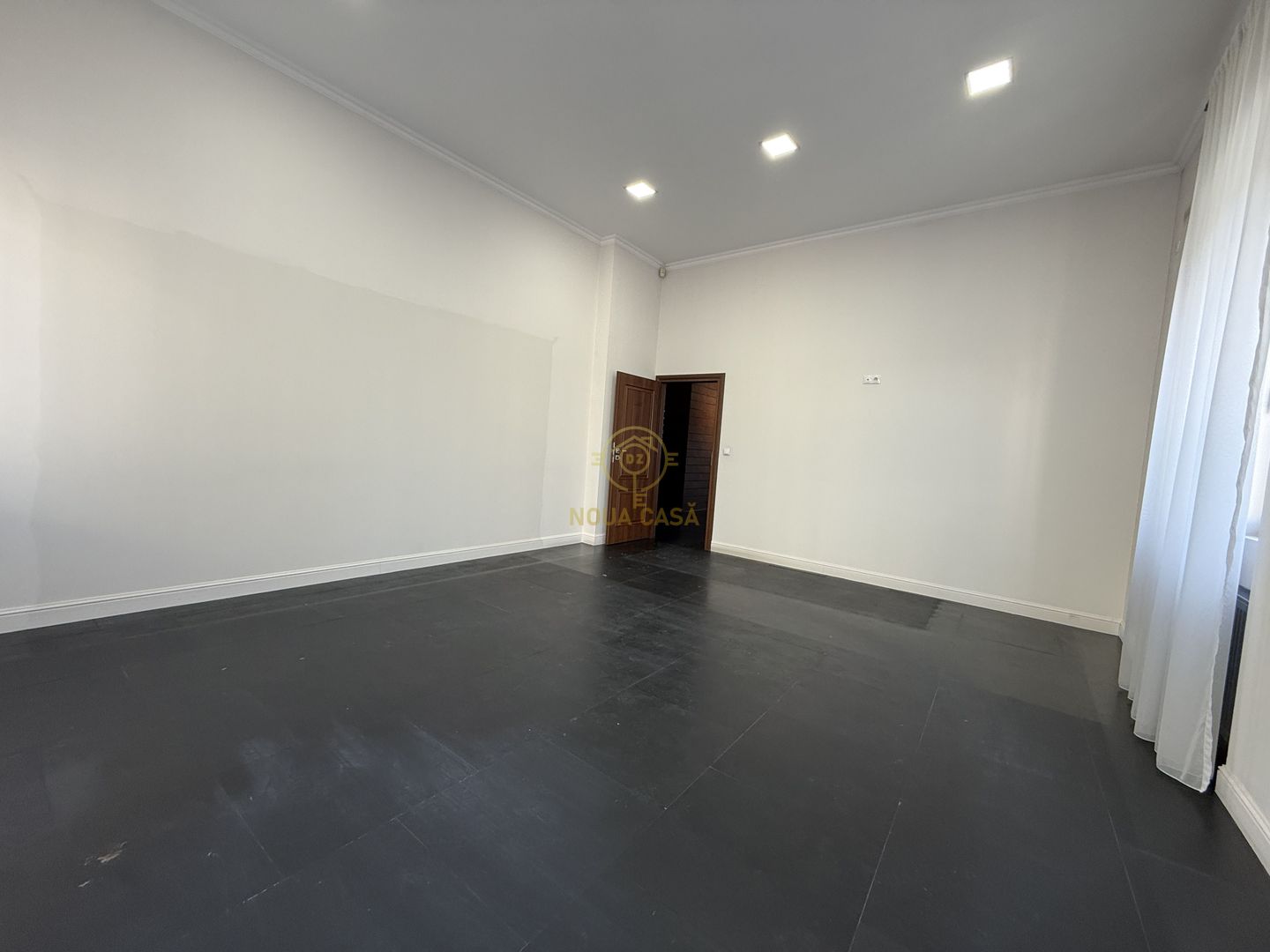 Proprietate unică în Satu Mare – spații de birouri/comerciale/LUX - Poză 16