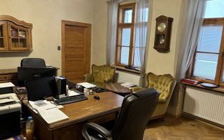 Apartament-2-camere-Central-Piata-Sfatului-Diferite-Compartimentari - Poză 4