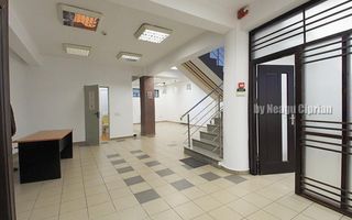 Comision 0% Chirias ! Spatiu zona centrala ! - Poză 2