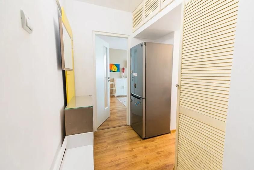 Apartament cu 3 camere- Craiovita Noua, zona Piata Orizont - Poză 8