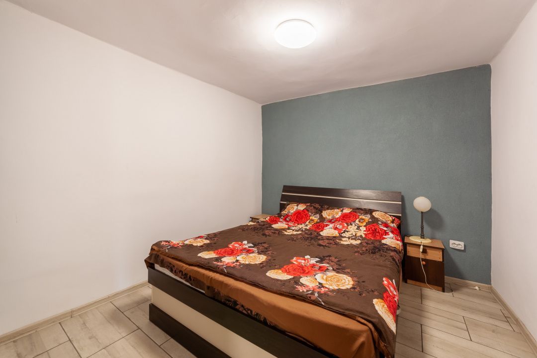 Casă renovată 2022, 3 camere, 1034 mp teren, încălzire în pardoseală - Poză 5