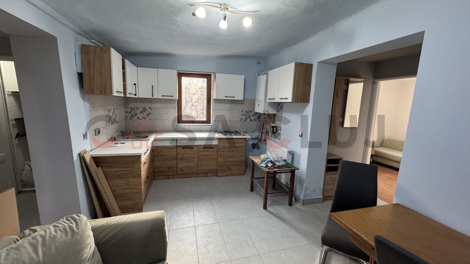 Casă cu curte comună, Zona Sala Sporturilor! - Poză 8