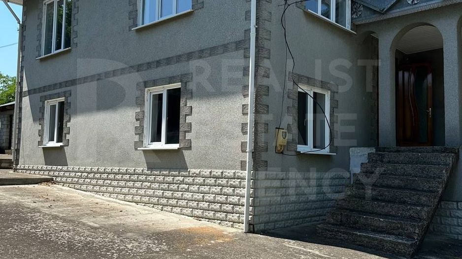 Vânzare 2 case pe un teritoriu, situată pe satul. Marandeni. - Poză 29