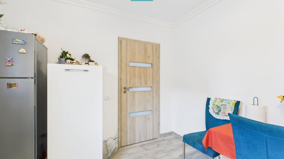 Casă cu 3 camere, P+1–Giarmata - Poză 21