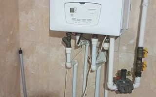 Proprietar vând ap. 4 camere - Poză 1