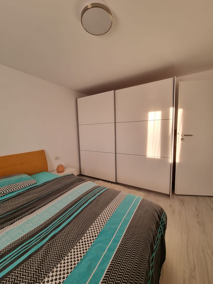 Mobilat si utilat modern - Poză 4