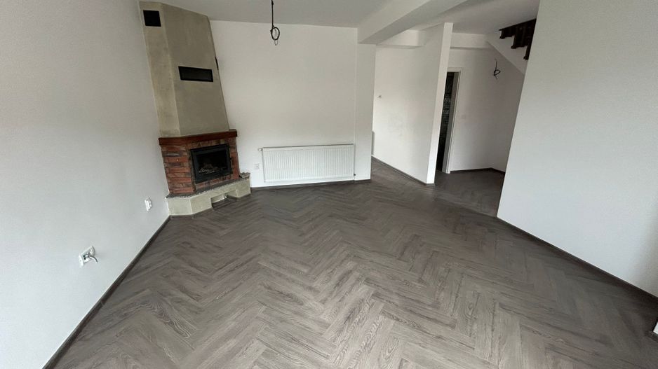 Casa tip duplex modern - Zona Gara - Poză 3