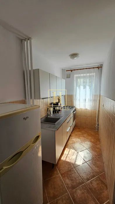 Apartament 2 camere SD 40 mp Podu Ros 400 euro - Poză 5