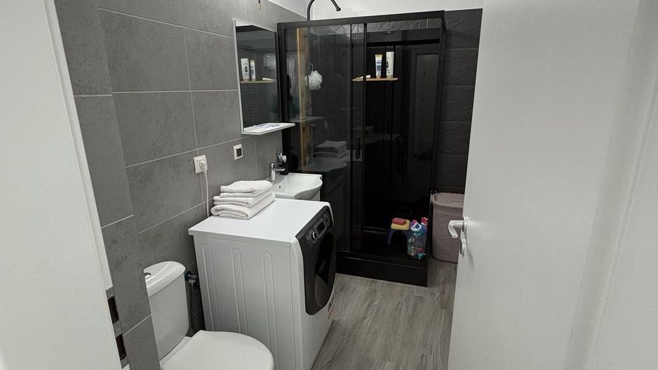 Apartament decomandat cu 3 camere, Drumul Osiei, Sector 6- 135.000 Euro - Poză 6
