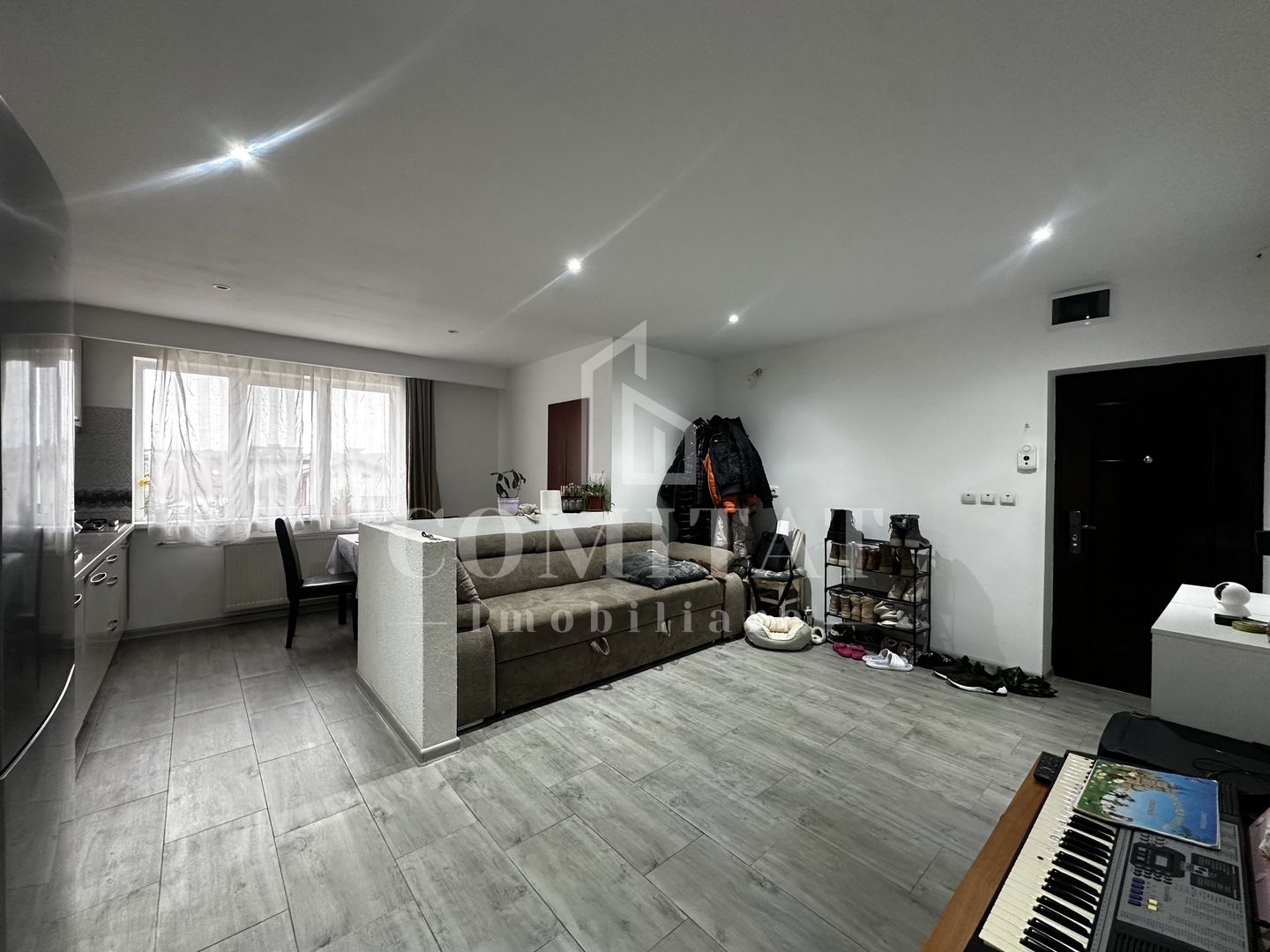 Apartament la etaj intermediar | Parcare subterană | Zona Str Cetatii - Poză 5